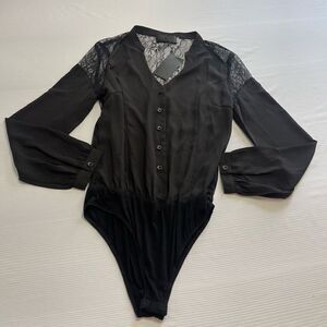 NWT BLAQUE LABEL Black Lacey Bodysuit Size XS NEW